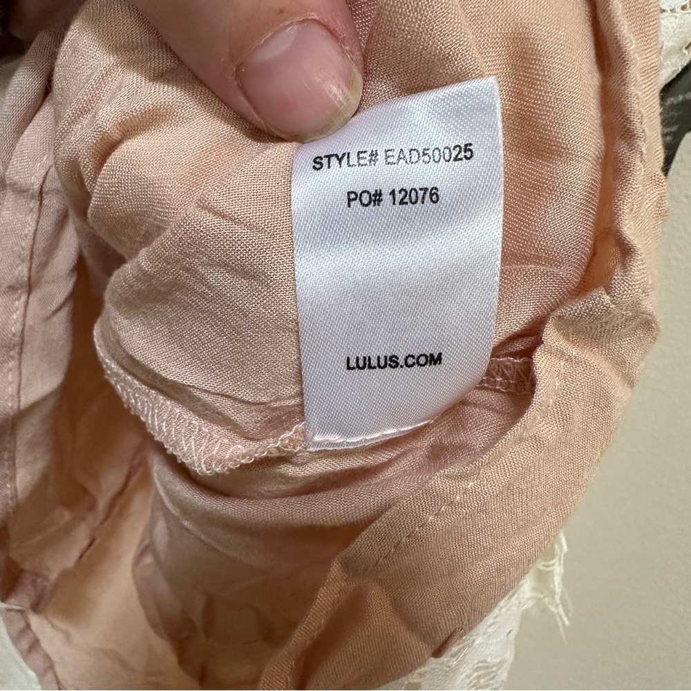 LULU’S One Wish White Lace Midi Dress Handkerchief Hem Women’s Sz Small NEW - Picture 7 of 7